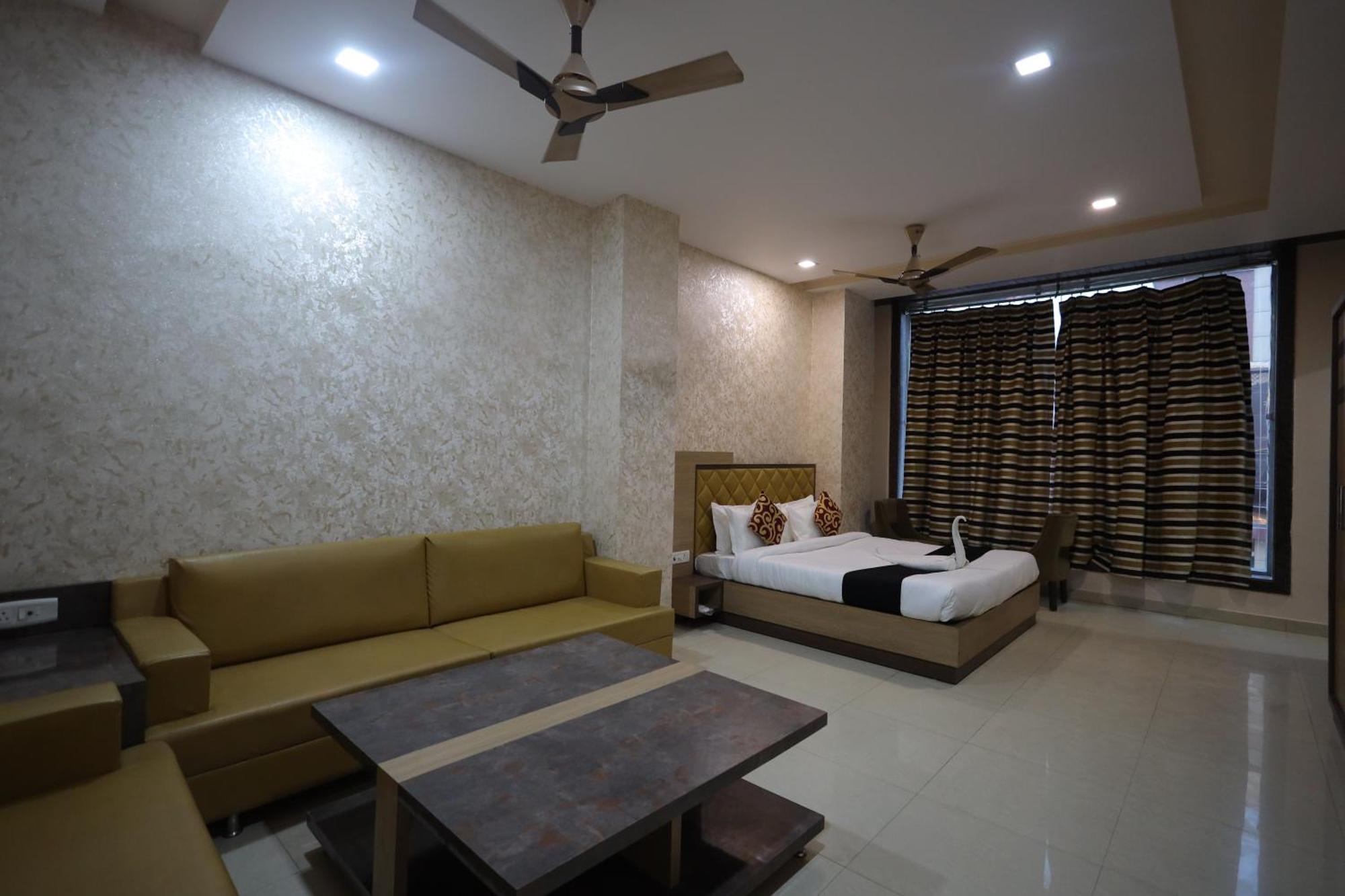 Hotel Bhagyaraj Palace A Luxury Hotel Keshavpuram كانبور المظهر الخارجي الصورة