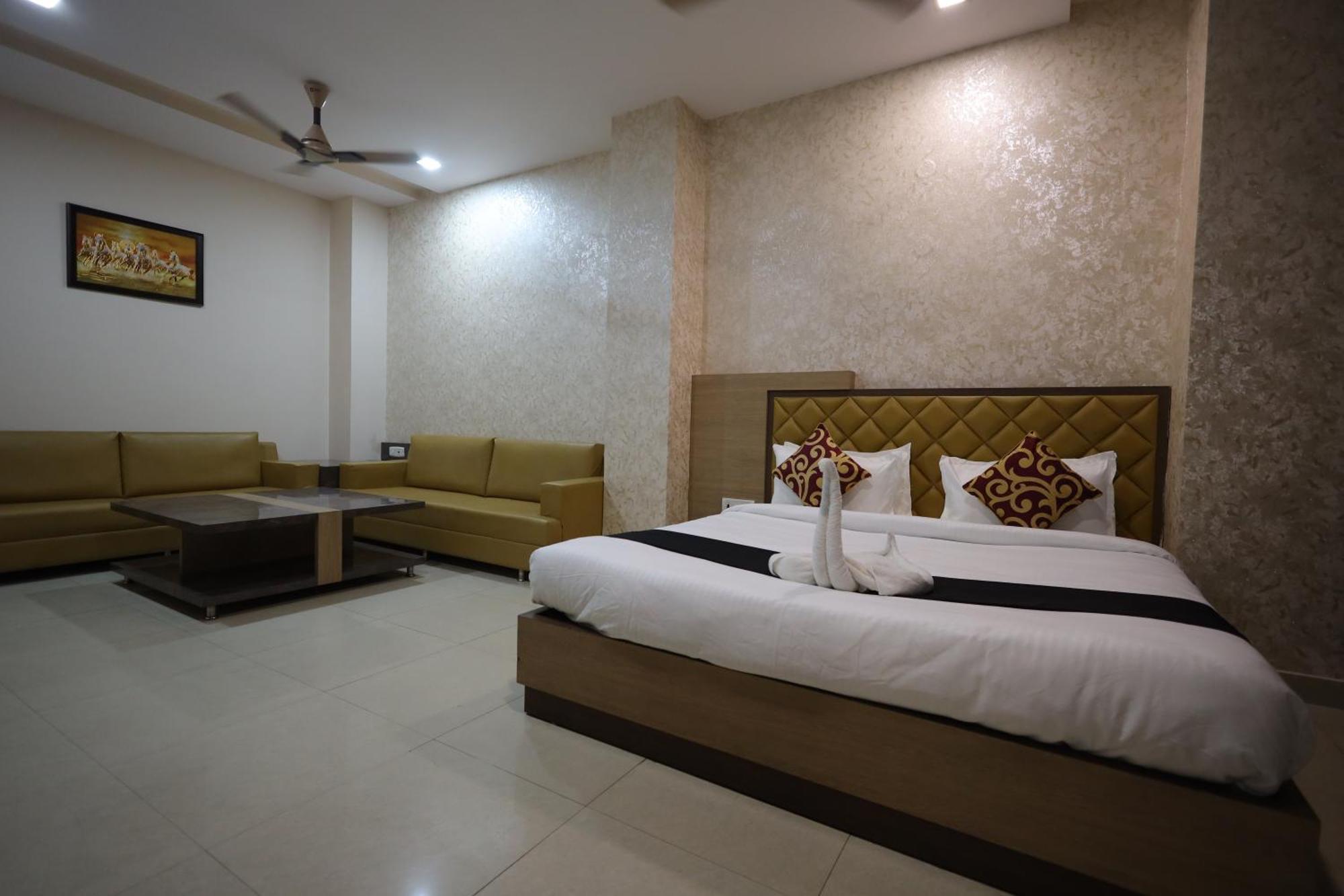 Hotel Bhagyaraj Palace A Luxury Hotel Keshavpuram كانبور المظهر الخارجي الصورة