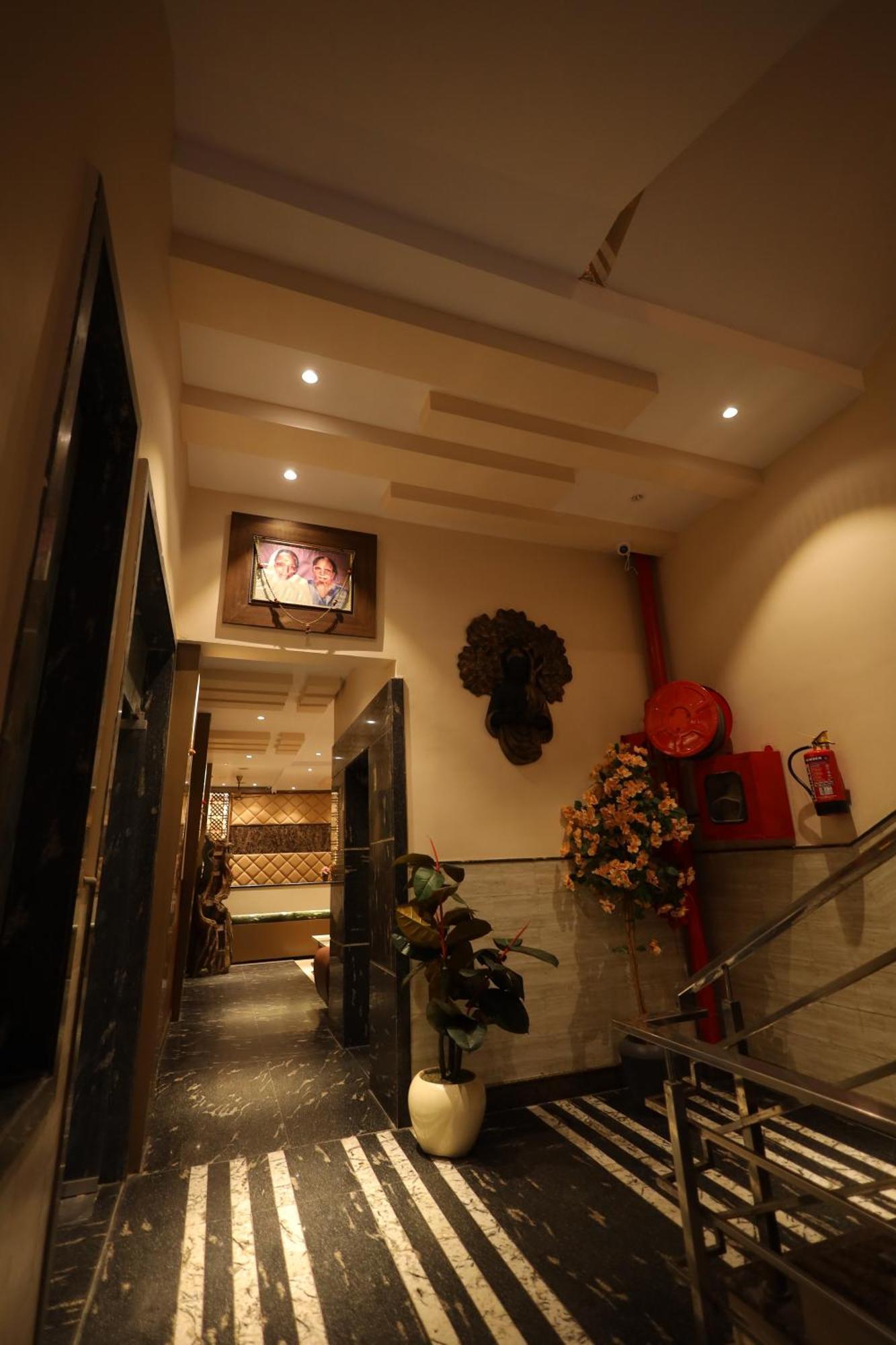 Hotel Bhagyaraj Palace A Luxury Hotel Keshavpuram كانبور المظهر الخارجي الصورة